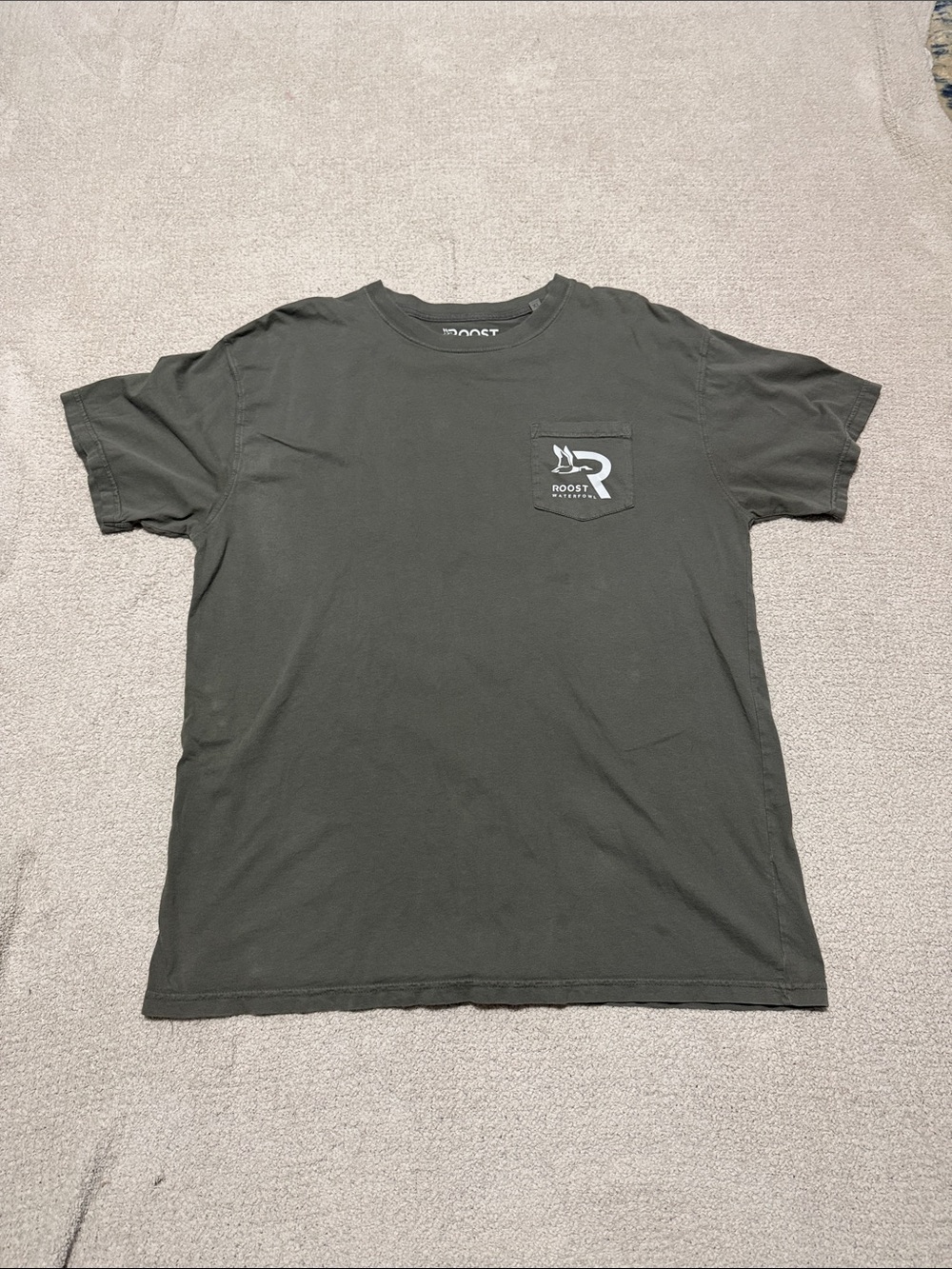 Roost Short-Sleeve Pocket Tee in Olive Green